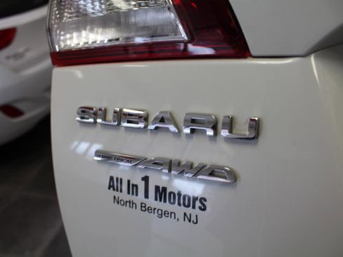 Used 2017 Subaru Outback 2.5i Premium image 27