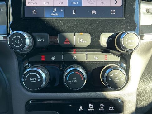 New 2026 RAM 1500 Big Horn AWD/4WD image 27