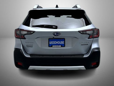 Used 2024 Subaru Outback Touring AWD/4WD image 6