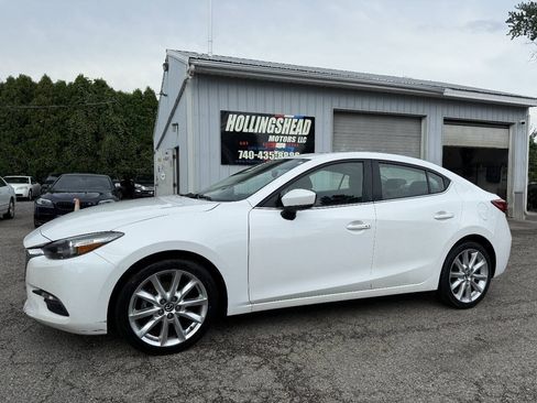 Used 2017 MAZDA MAZDA3 Touring w/ Popular Equipment Package FWD image 1