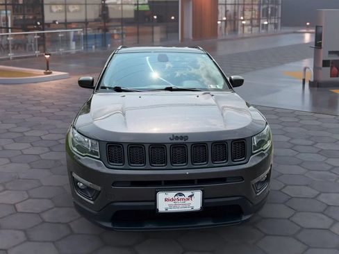 Used 2019 Jeep Compass Latitude AWD/4WD image 7