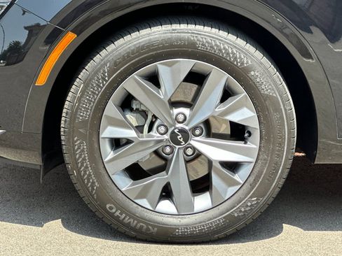 Certified 2024 Kia Sportage SX FWD image 36