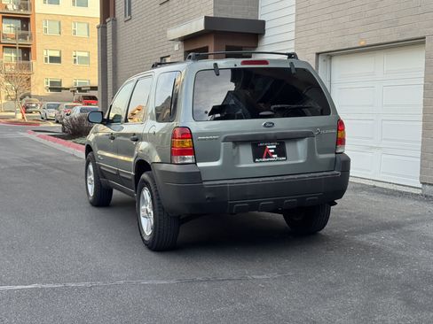 Used 2006 Ford Escape 4WD Hybrid image 3