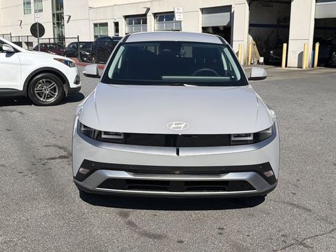 New 2026 Hyundai Ioniq 5 SEL image 2