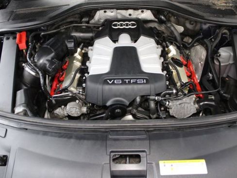 Used 2013 Audi A8 L 3.0T w/ Driver Assistance Pkg image 28