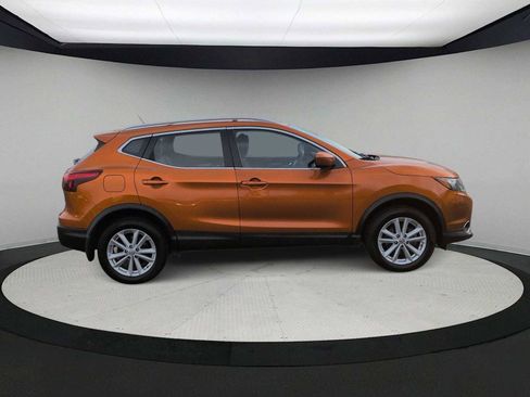 Used 2017 Nissan Rogue Sport SV w/ SV All-Weather Package image 9