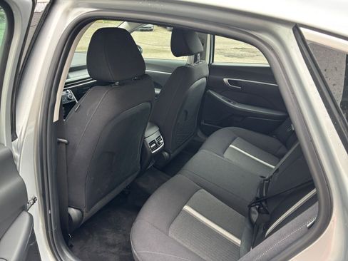 Used 2025 Hyundai Sonata SEL FWD image 37