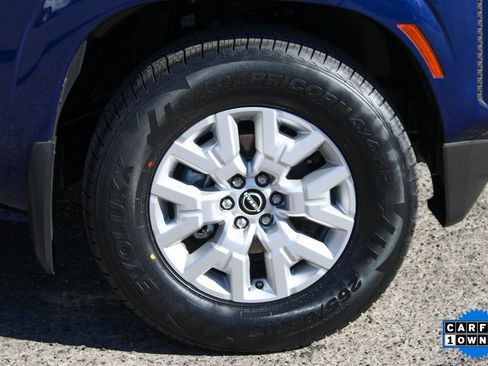 Used 2022 Nissan Frontier SV w/ Technology Package image 42