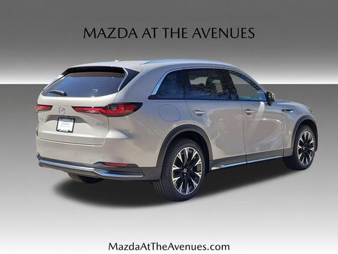 New 2026 MAZDA CX-90 Plug-In Hybrid w/ Premium Plus AWD/4WD image 4
