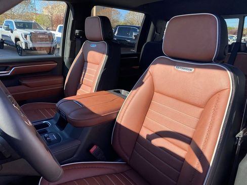 New 2025 GMC Sierra 2500 Denali Ultimate image 18