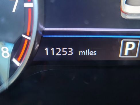 Used 2025 Nissan Sentra SR image 30