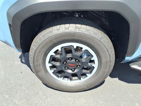 New 2026 Toyota 4Runner TRD Off-Road Premium AWD/4WD image 4