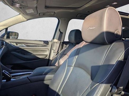 Used 2021 Buick Enclave Avenir w/ Avenir Technology Package image 16