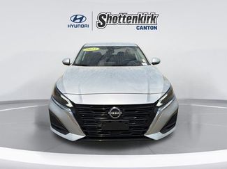 Used 2023 Nissan Altima 2.5 SV video 2