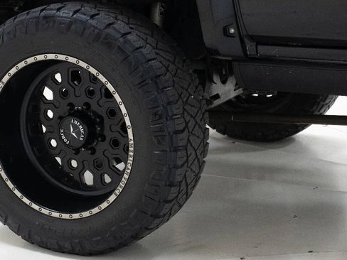 Used 2016 GMC Sierra 2500 Denali w/ Duramax Plus Package AWD/4WD image 78