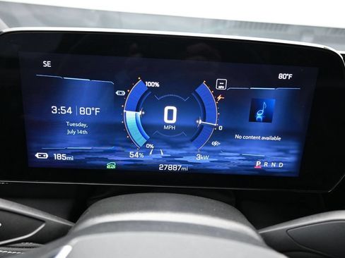 Used 2024 Chevrolet Blazer EV LT AWD/4WD image 16
