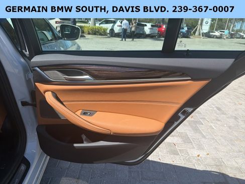 Certified 2023 BMW 530e xDrive w/ Premium Package image 28