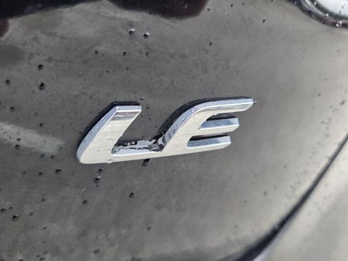 Used 2024 Toyota Corolla LE FWD image 21