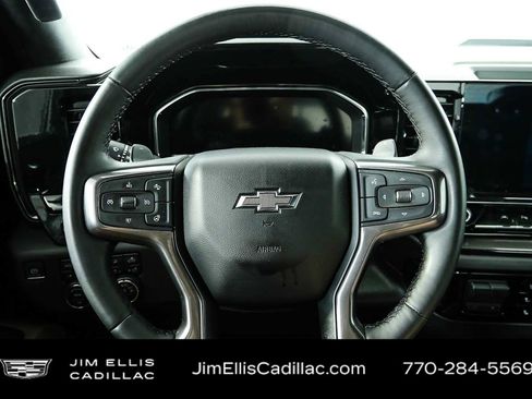 Used 2023 Chevrolet Silverado 1500 ZR2 w/ Technology Package AWD/4WD image 9