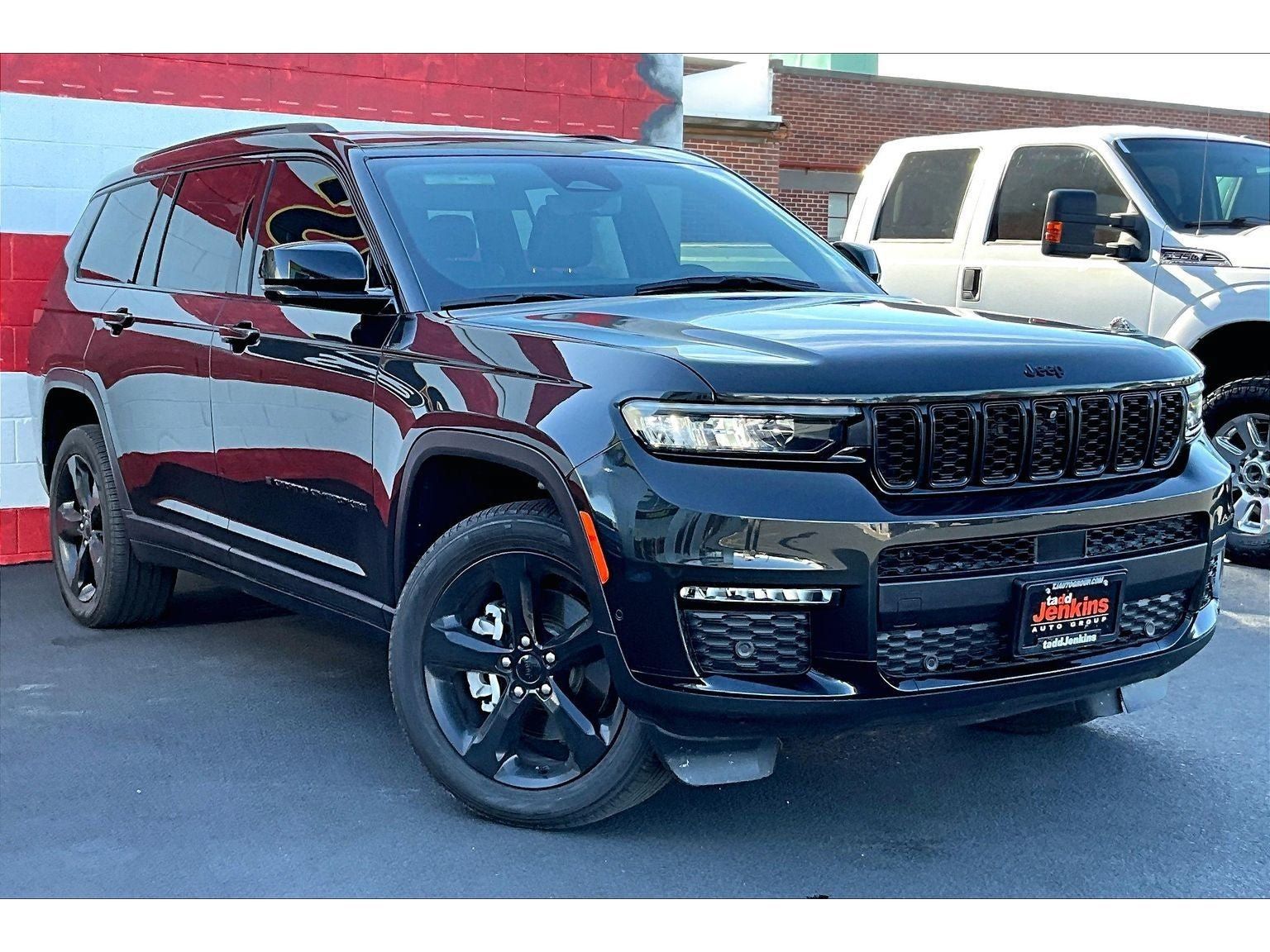 Used 2024 Jeep Grand Cherokee L Limited w/ Luxury Tech Group II AWD/4WD image 12