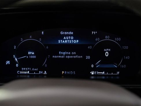 Used 2023 Lincoln Nautilus Reserve image 19