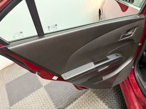 Used 2020 Chevrolet Sonic LT w/ Convenience Package image 36