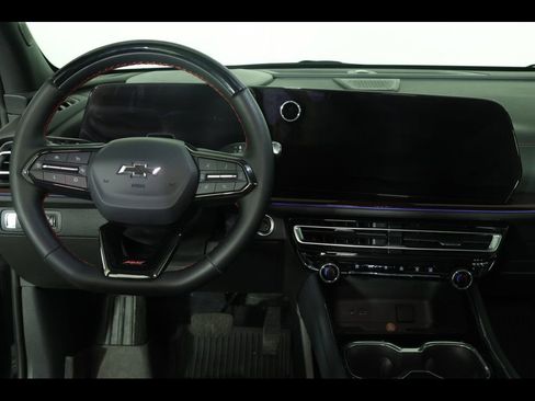 Used 2024 Chevrolet Traverse RS w/ LPO, Floor Liner Package AWD/4WD image 19