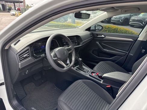 Used 2023 Volkswagen Jetta S FWD image 5