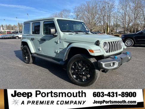 Used 2024 Jeep Wrangler Sahara image 1