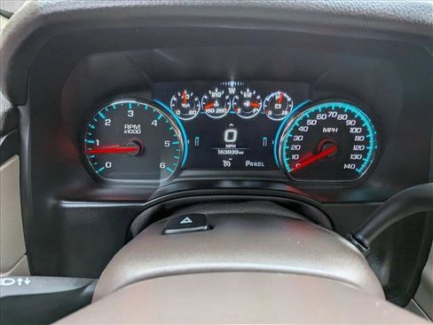 Used 2018 GMC Yukon XL Denali image 12