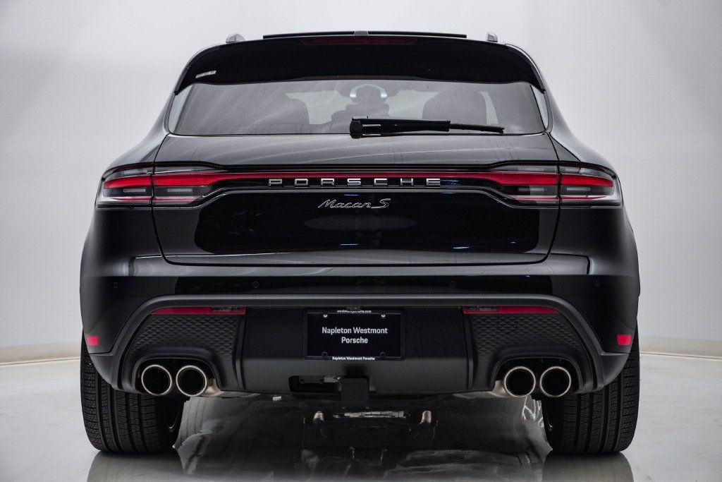 Certified 2026 Porsche Macan S AWD/4WD image 11