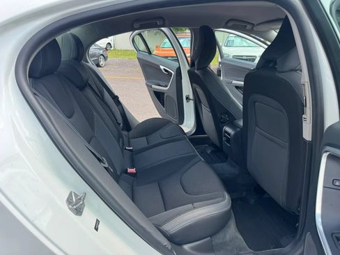 Used 2014 Volvo S60 T5 FWD image 21