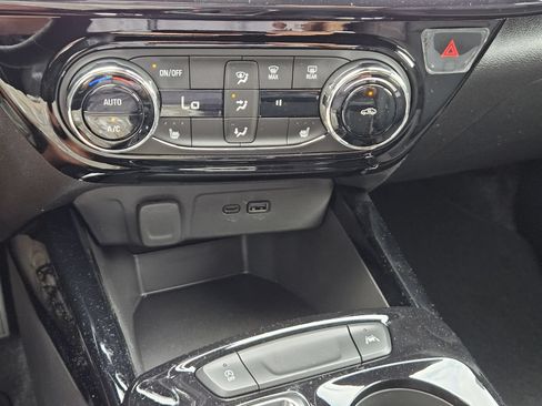 New 2026 Chevrolet Trax RS w/ Driver Confidence Package FWD image 21