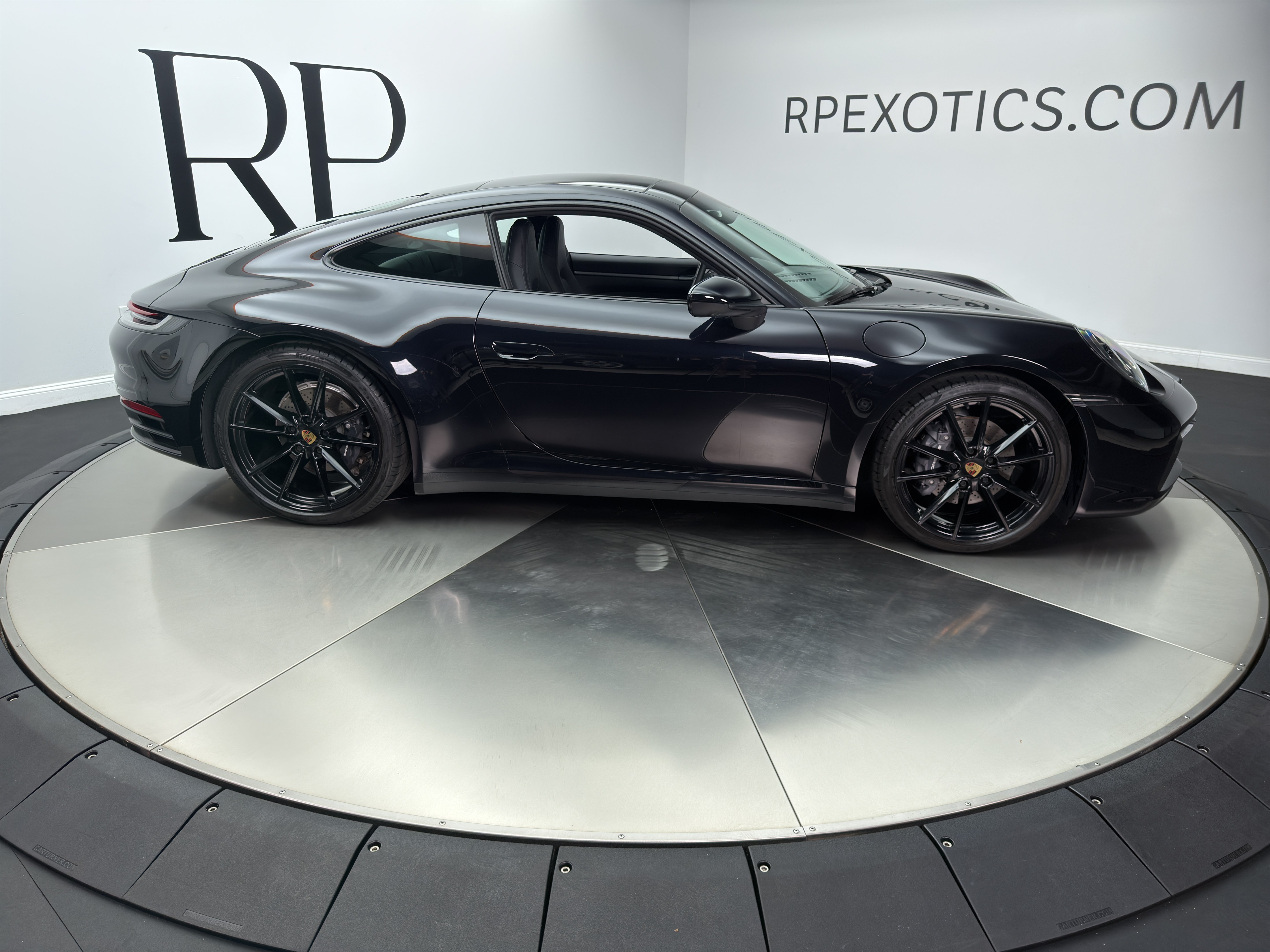 Used 2022 Porsche 911 Carrera image 7