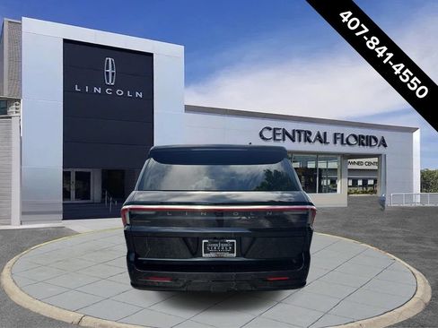 New 2027 Lincoln Navigator L Black Label RWD image 4