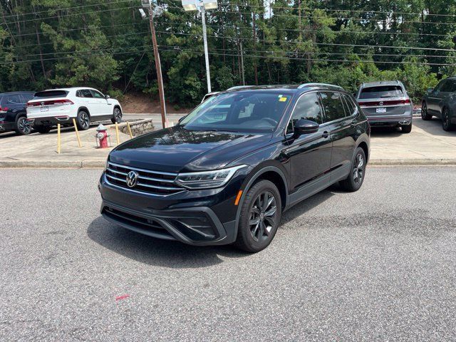 Used 2023 Volkswagen Tiguan SE FWD image 36