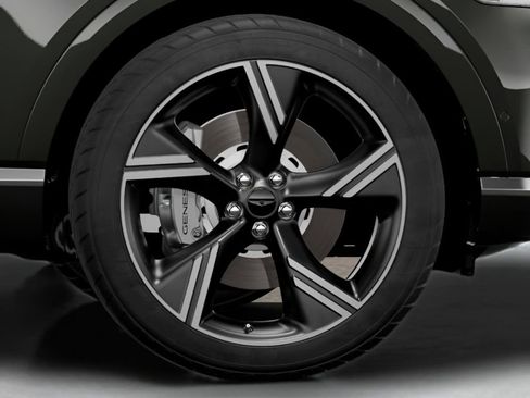 New 2025 Genesis GV80 2.5T Prestige image 14