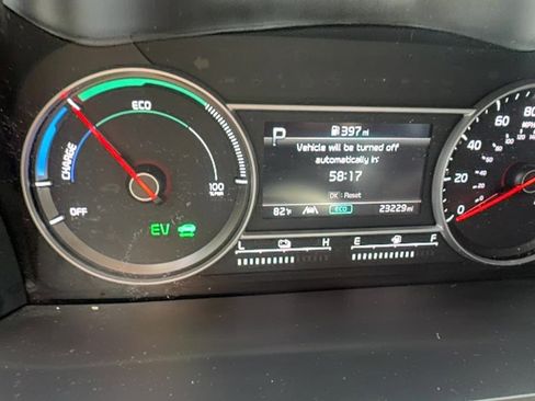 Used 2023 Kia Sorento EX AWD/4WD image 15