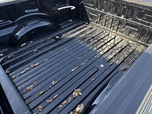 Used 2023 Ford F150 Lariat w/ Trailer Tow Package image 30