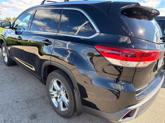 Used 2018 Toyota Highlander Limited AWD/4WD image 7