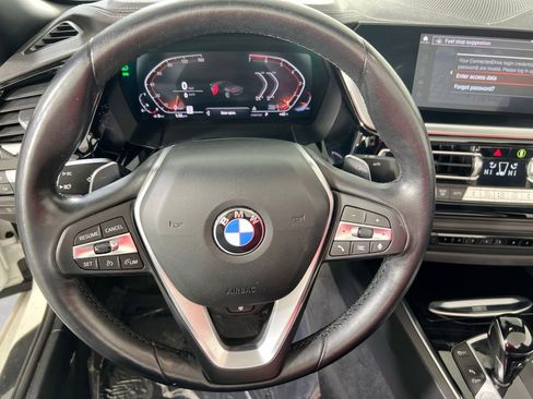 Used 2022 BMW Z4 sDrive30i w/ Driving Assistance Package image 11