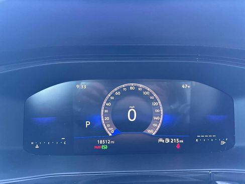 Used 2024 Volkswagen Taos S image 37