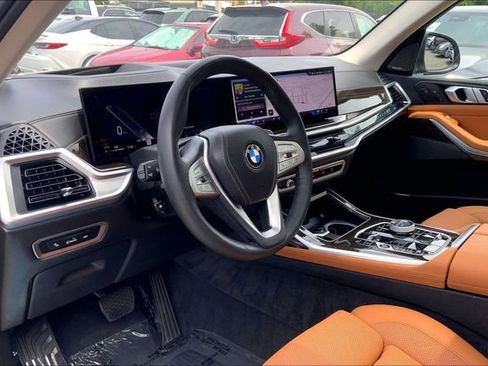 Used 2025 BMW X7 xDrive40i w/ Executive Package AWD/4WD image 14