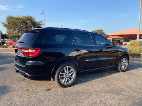 Used 2024 Dodge Durango GT RWD image 4