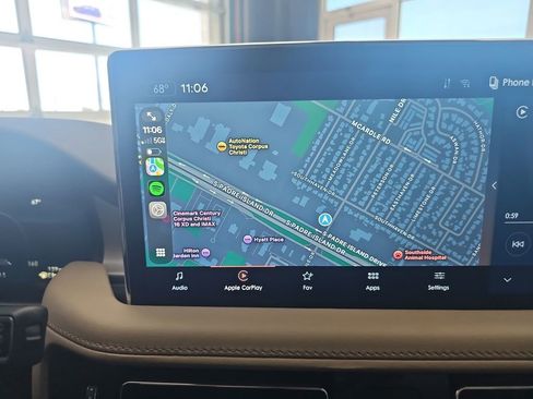 Used 2023 Lincoln Nautilus Standard image 22