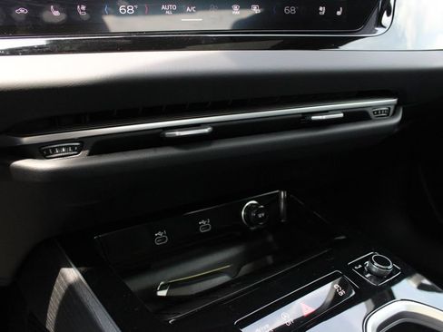 Used 2026 Audi A6 Premium Plus w/ Premium Plus Package AWD/4WD image 17
