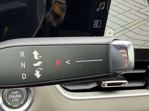 New 2026 Chevrolet Equinox LT w/ Convenience Package II image 31