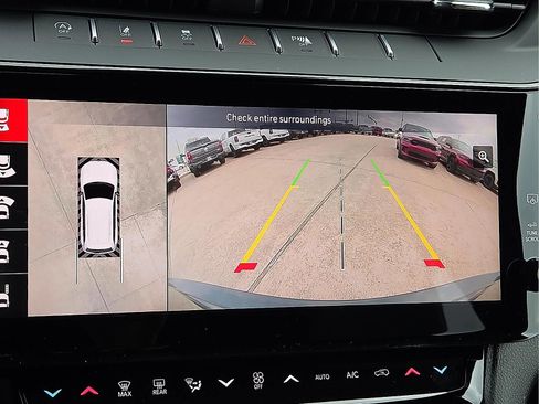 New 2026 Jeep Grand Cherokee Limited w/ Luxury Tech Group II AWD/4WD image 16