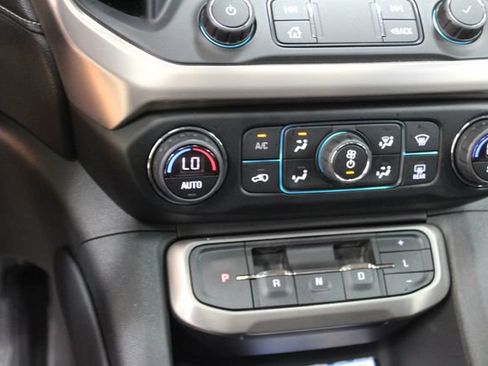 Used 2021 GMC Acadia Denali w/ GMC Pro Grade Package AWD/4WD image 20
