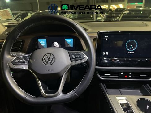 Used 2024 Volkswagen Atlas SE image 7